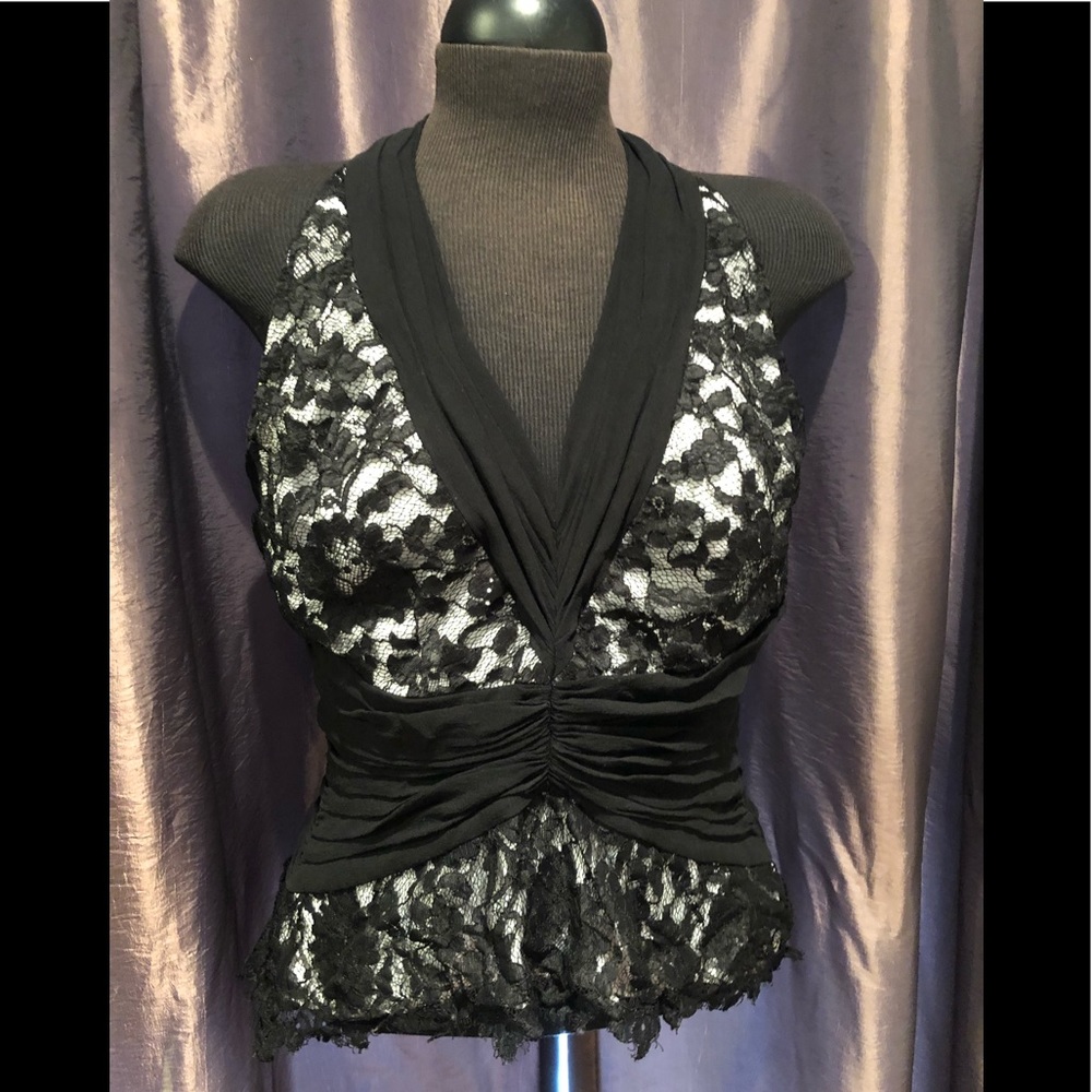 Tadashi Size 10 beautiful Lace Black and White Top